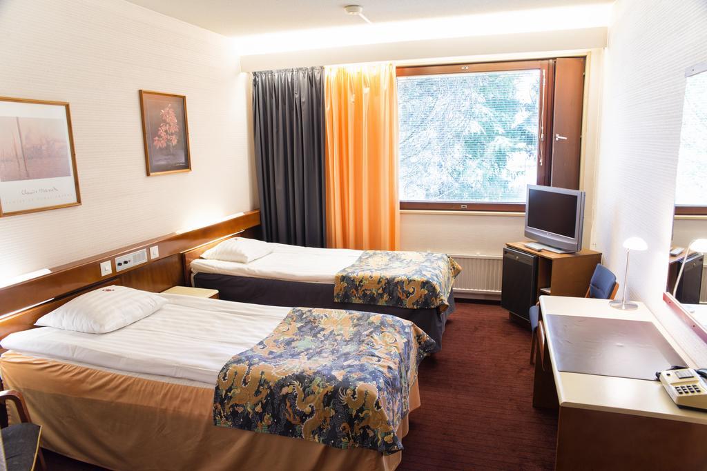 Hotel Jaemsae Номер фото